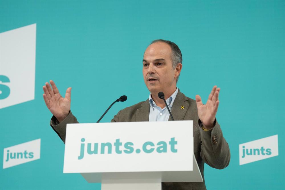 Archivo - El secretario general de Junts, Jordi Turull, ofrece una rueda de prensa tras la reunión de la Ejecutiva, a 3 de octubre de 2022, en Barcelona, Catalunya (España). El exvicepresidente del Govern Jordi Puigneró ha revelado que Junts ha renunciado Archivo