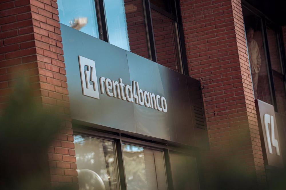 Archivo - Oficinas centrales de Renta 4 Banco en el Paseo de la Habana, a 30 de marzo de 2023, en Madrid (España). Renta 4 Banco es una entidad financiera especializada en productos y servicios de inversión que cotiza en la bolsa española y es miembro del Archivo