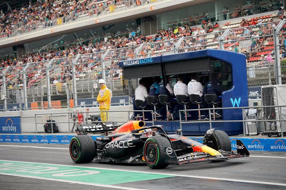Fórmula 1/GP España.- Verstappen hace la ’pole’ y Sainz le acompañará en primera línea en Montmeló