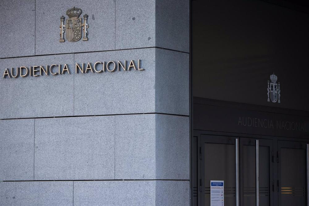Archivo - Entrada a la Audiencia Nacional en el momento en el que dos miembros del ente público ICM han sido testigos sobre la supuesta financiación ilegal del PP madrileño en ‘Púnica’, a 7 de octubre de 2021, en Madrid, (España). Archivo