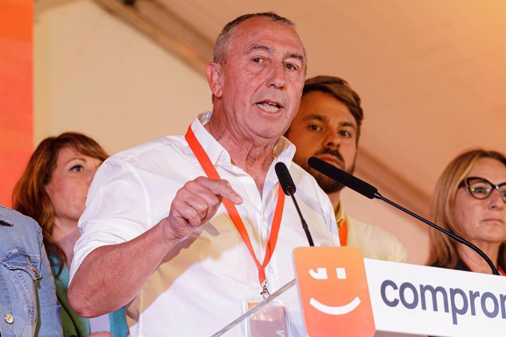 El candidato de Compromís a la Presidencia de la Generalitat, Joan Baldoví, interviene durante el seguimiento de la jornada electoral en la sede de Compromís, a 28 de mayo de 2023, en Valencia, Comunidad Valenciana (España). Hoy, 28M, se celebran eleccion El
