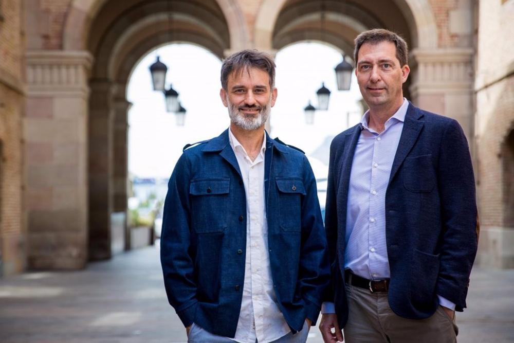 Òscar Julià, director de Innovación y Digitalización de Sener (izquierda), junto a Alberto Villalobos, CEO y cofundador de 5G Ventures (derecha) Òscar