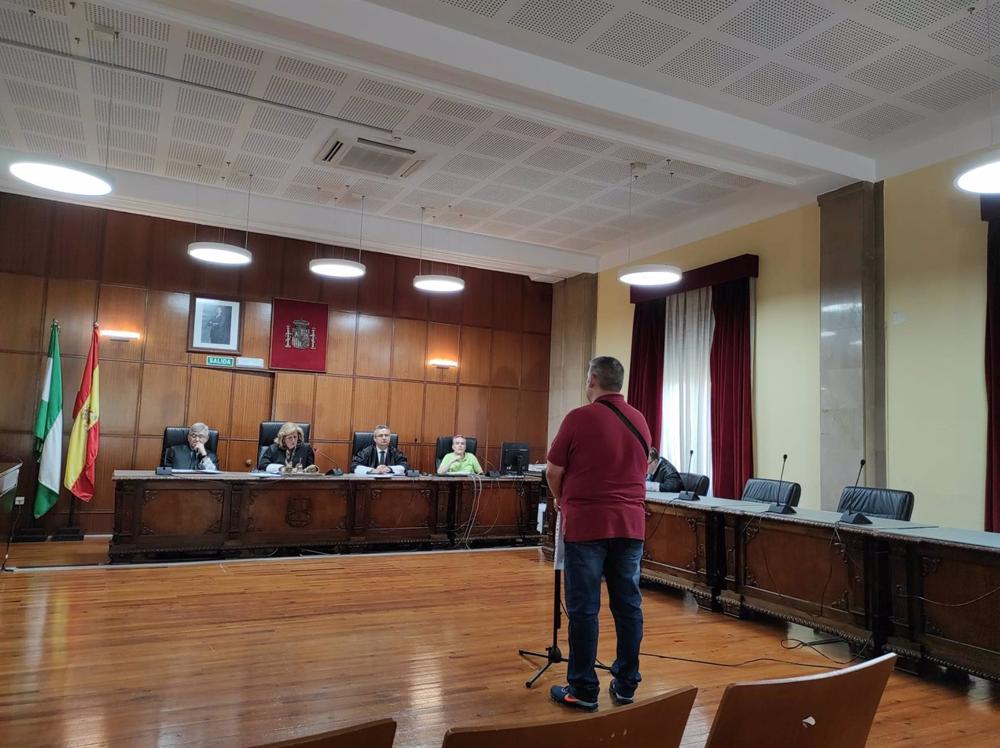 El acusado durante el juicio El