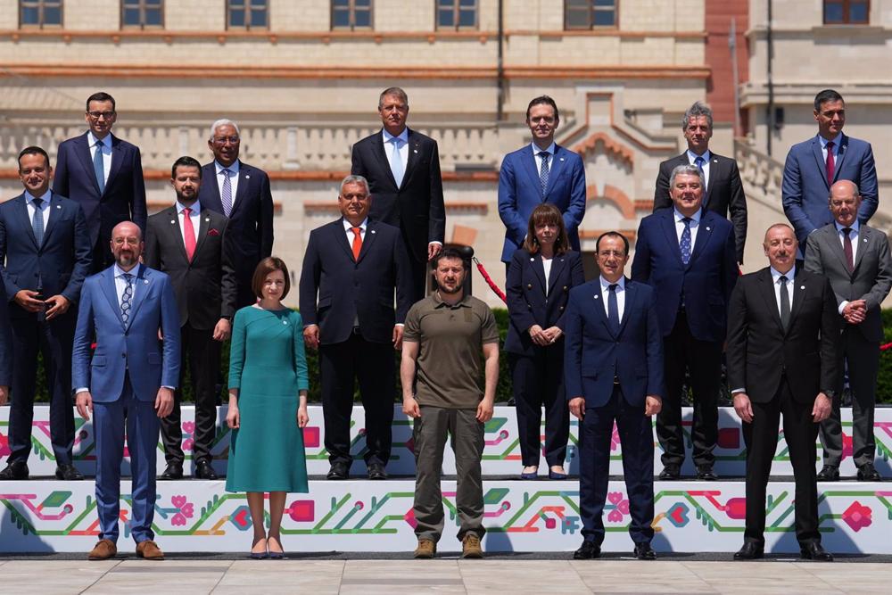 Volodimir Zelenski, presidente de Ucrania, asiste a la reunión de la Comunidad Política Europea Volodimir