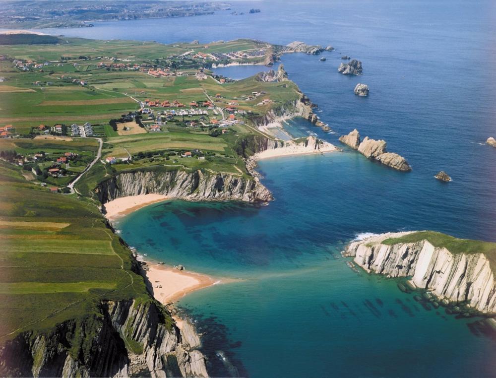 A información pública la propuesta de creación del Geoparque Mundial UNESCO de Costa Quebrada (Cantabria)