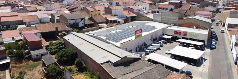 Barter pone en marcha dos comunidades solares en Extremadura